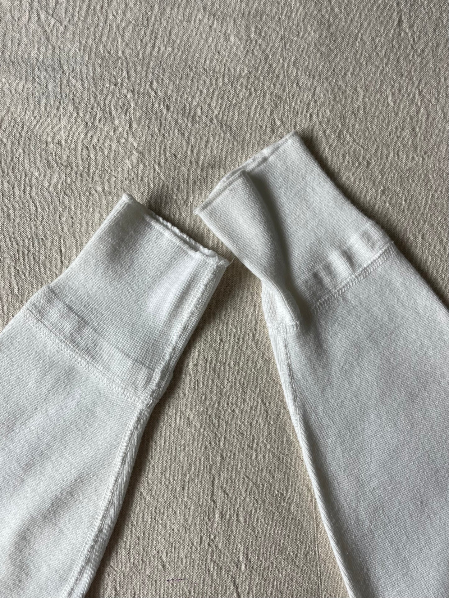 1940s Utica Bodygard cotton thermal