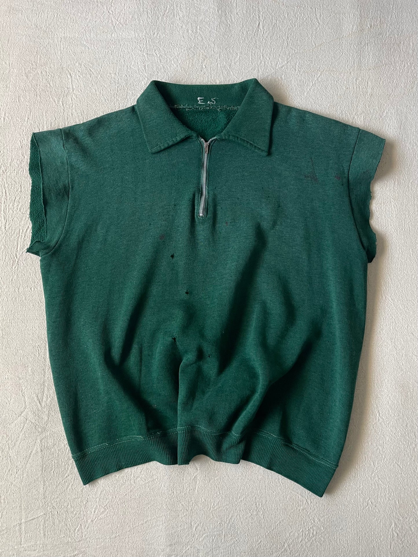 1960s cut sleeve quarter zip collared sweatshirt